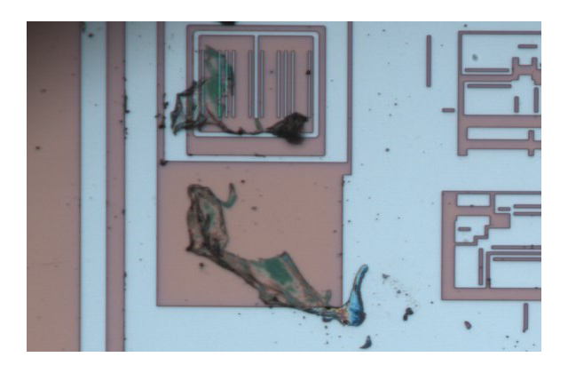 Примеры инспекции дефектов. Посторонние частицы и загрязнение поверхности